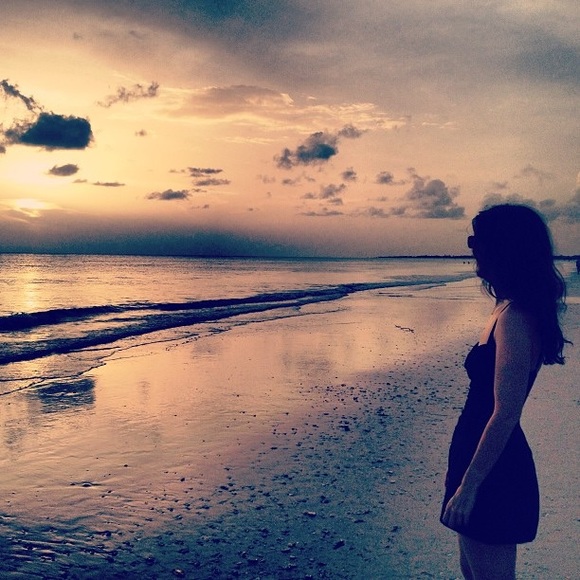 Meet your Posher, Amy - Picture 2 of 3